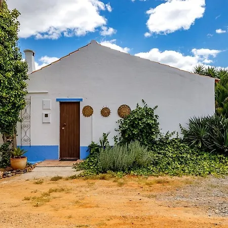 Charming House In The Countryside * Sao Bartolomeu (Faro)