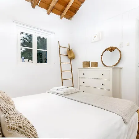 Charming House In The Countryside Sao Bartolomeu (Faro)